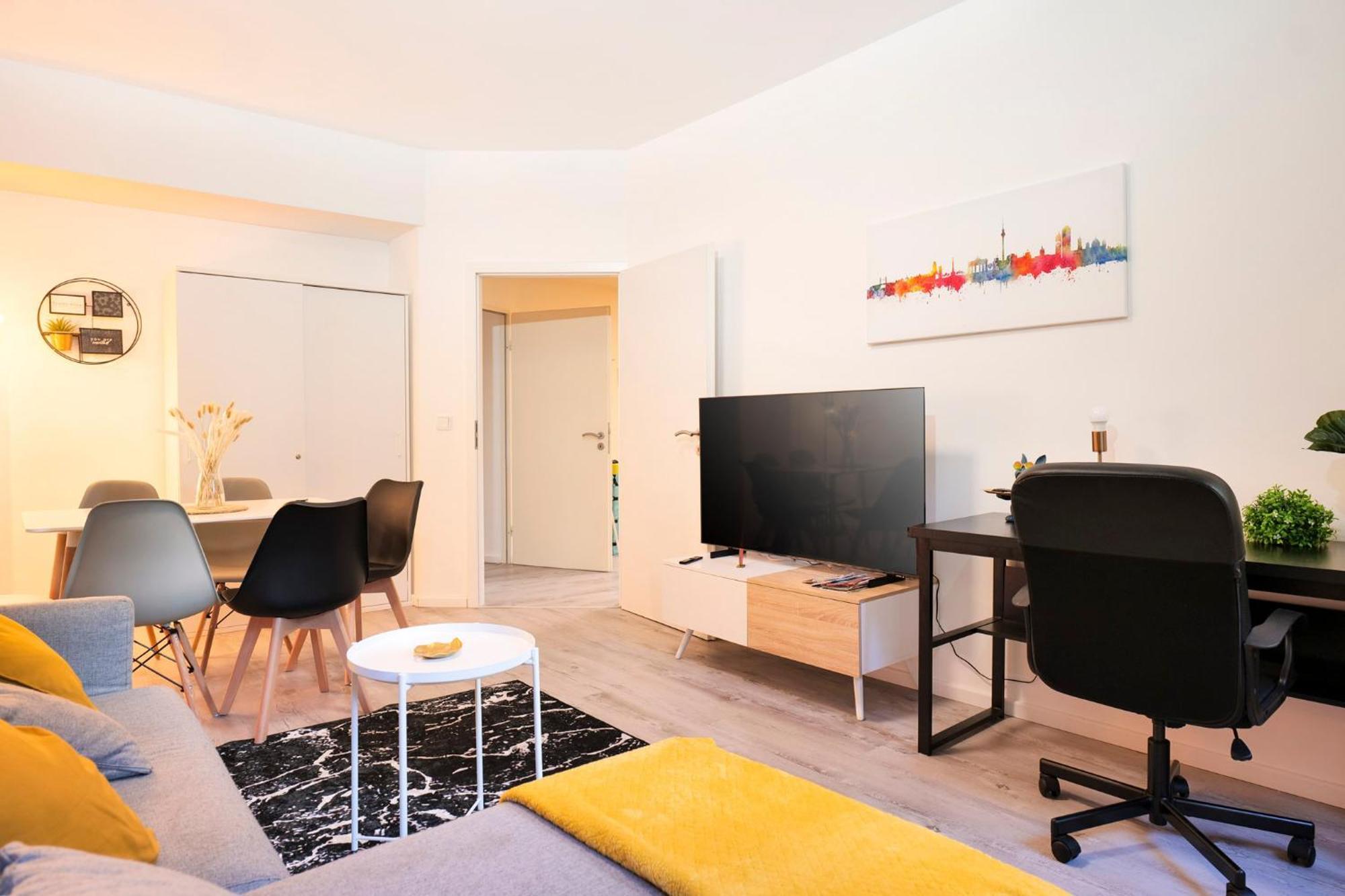 Blue Chili 31 - Stadtwohnung Fuer 7 - Modern Zentral Karlshorst Wlan Берлин Экстерьер фото