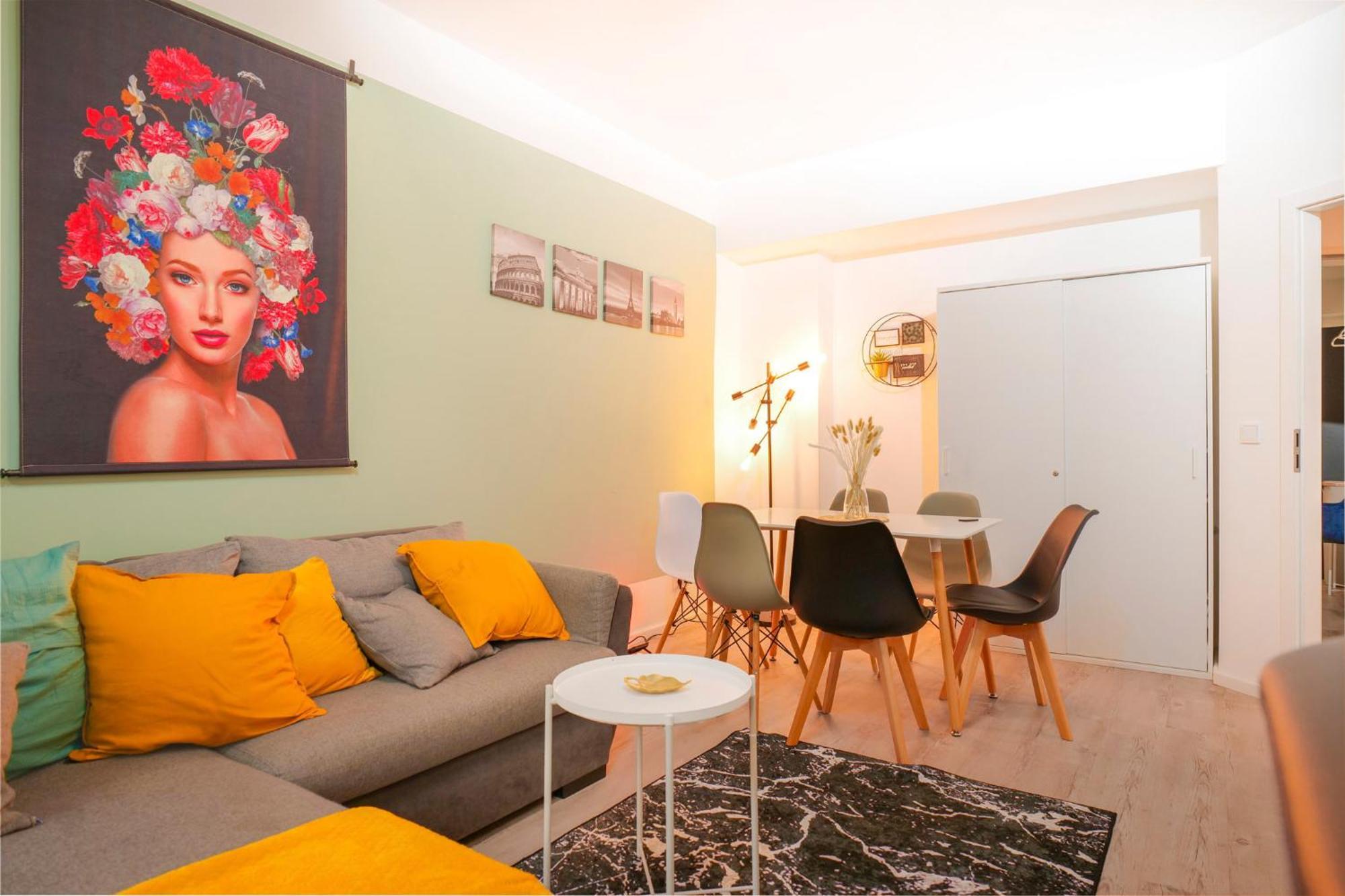Blue Chili 31 - Stadtwohnung Fuer 7 - Modern Zentral Karlshorst Wlan Берлин Экстерьер фото